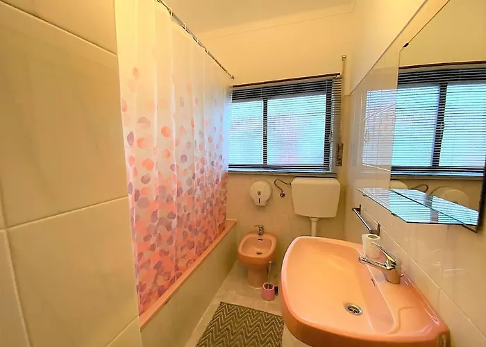 Private 4 Br&patio - 3 Mins From Beach&surf * Baleal
